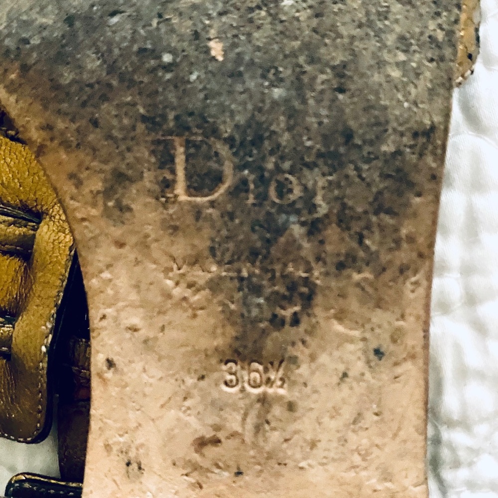 [Dior] Gold Gladiator Sandals - Picture 6 of 6